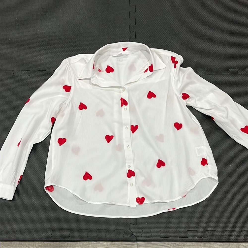 Jane & Delancey White Shirt with Red Heart Print women’s‎ medium